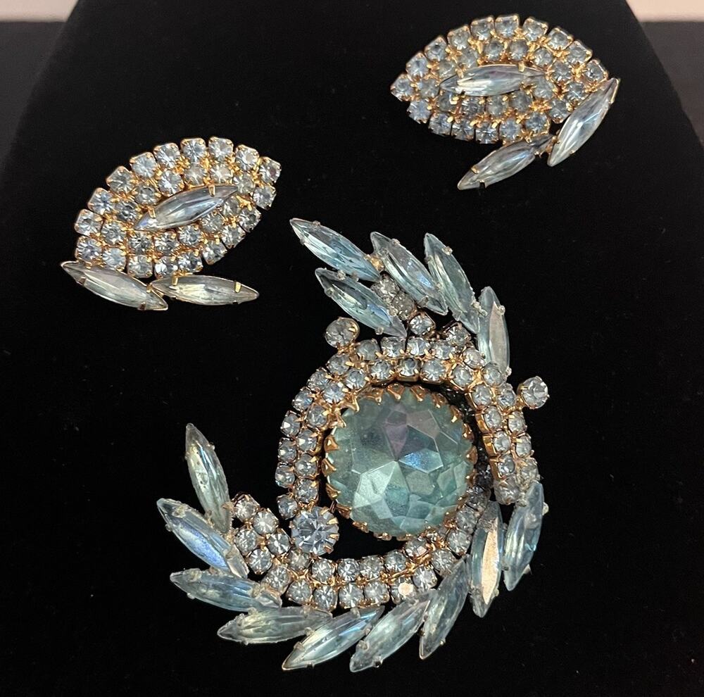 Vintage Judy Lee Aqua Blue Brooch And Clip On Earring Set Signed Estate Jewelry